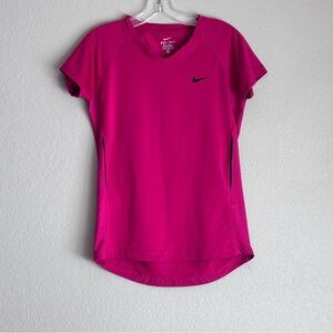 Nike Women's Hot Pink Dri-Fit Short Sleeve Athletic Tee M